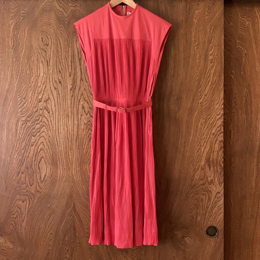🤩Gorgeous🤩 Vintage Coral Dress!